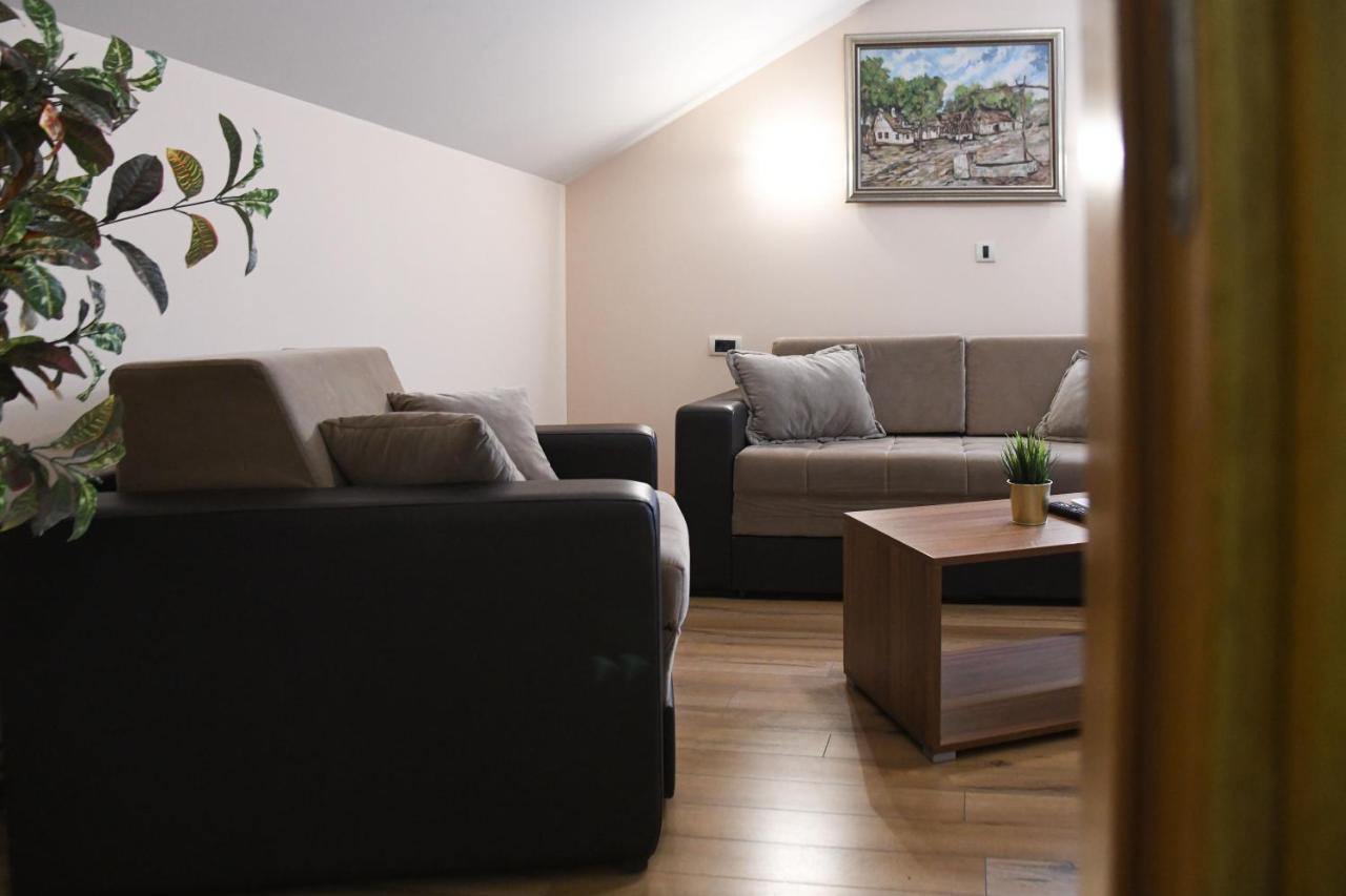 Hotel Garden Нови Сад Екстериор снимка