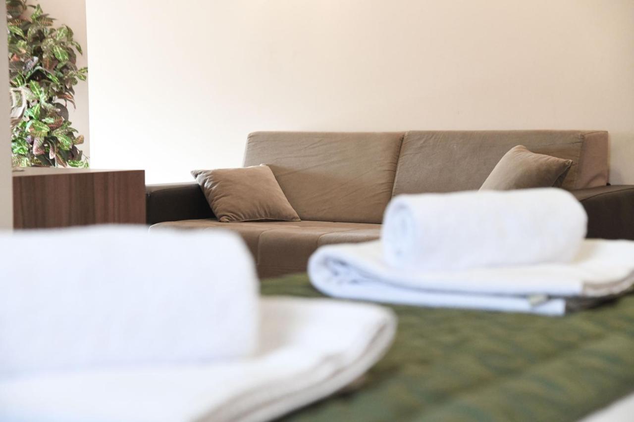 Hotel Garden Нови Сад Екстериор снимка