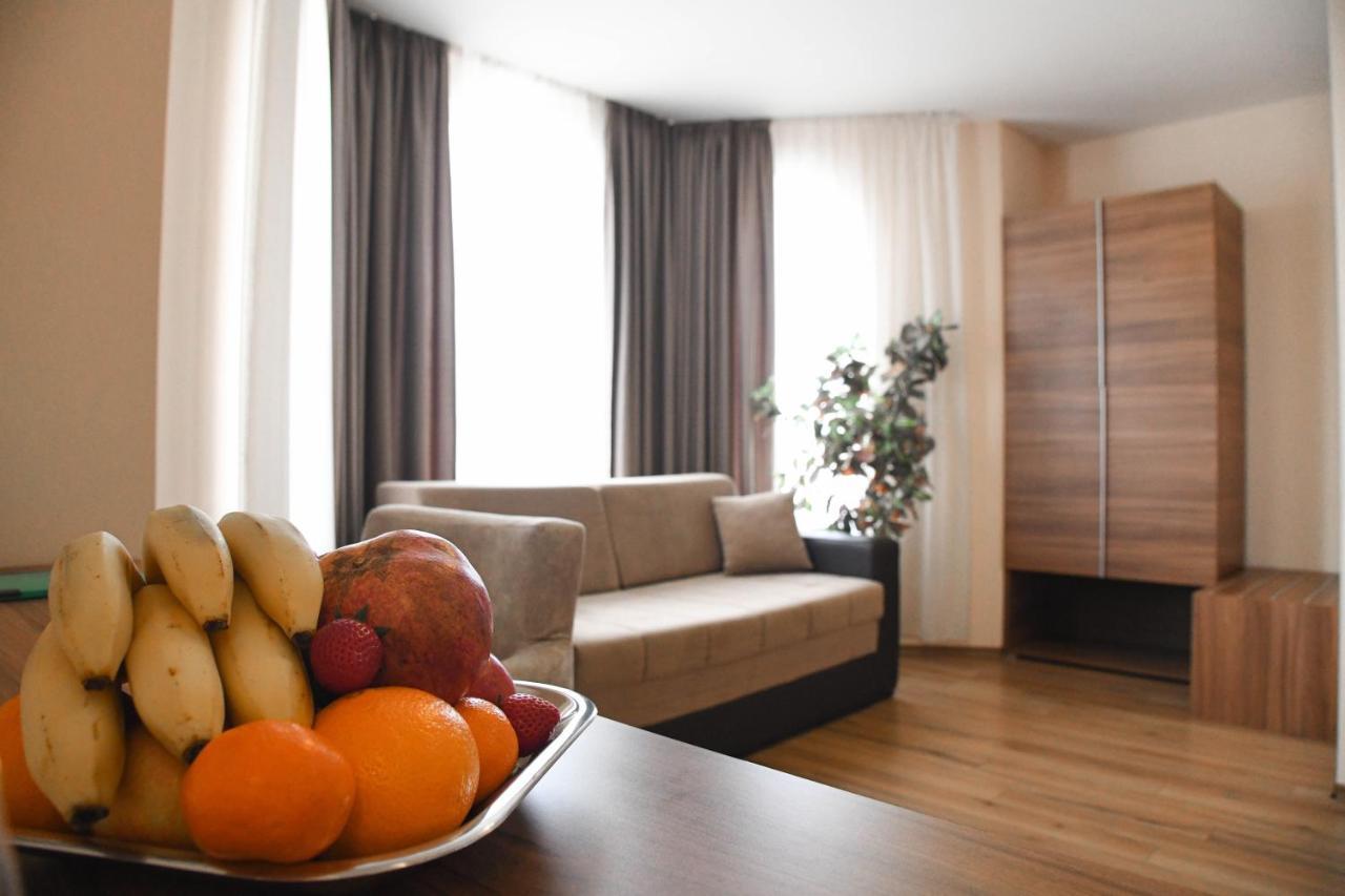 Hotel Garden Нови Сад Екстериор снимка