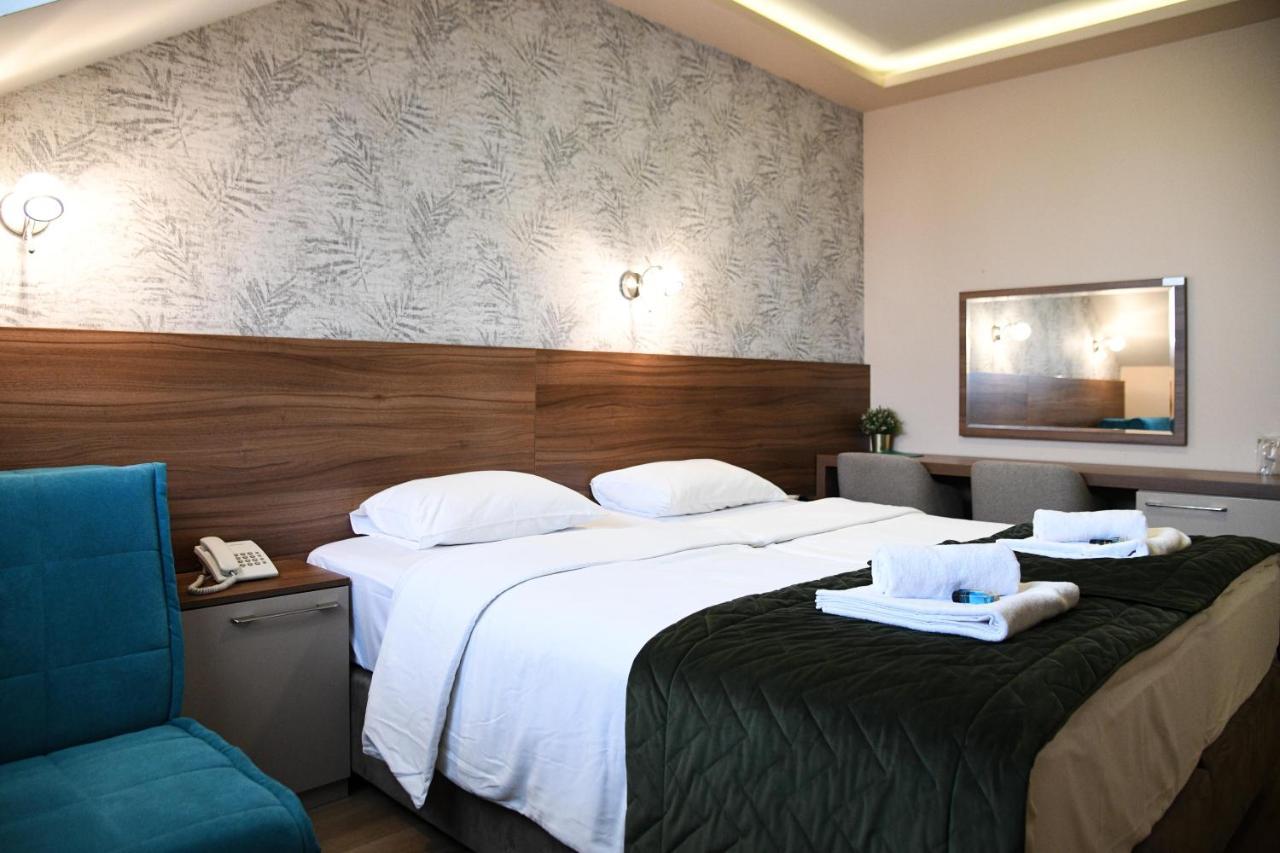 Hotel Garden Нови Сад Екстериор снимка