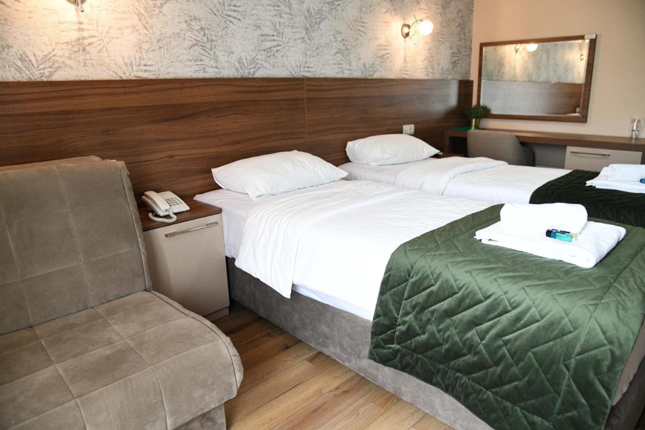Hotel Garden Нови Сад Екстериор снимка